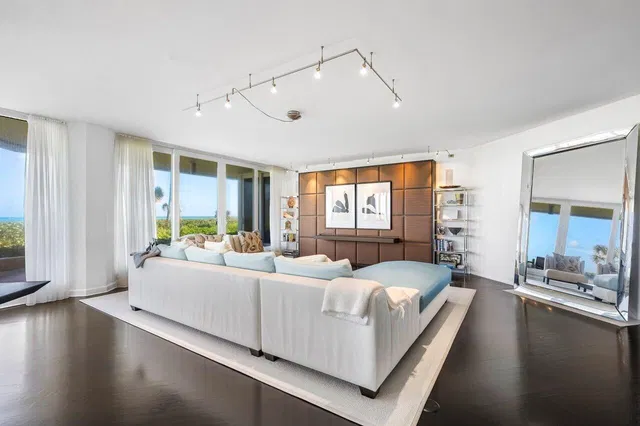 Sailfish Point Unit 12 photo 3