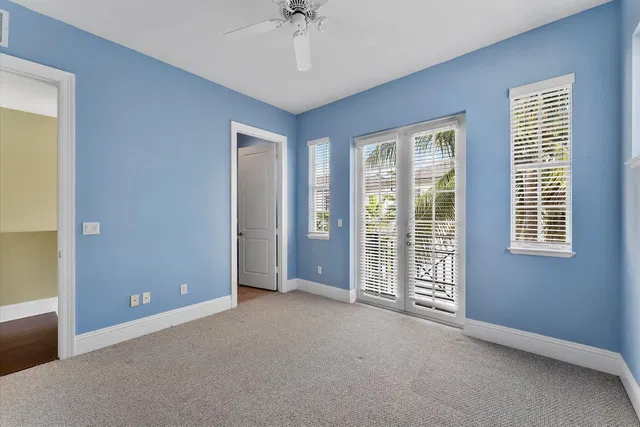Hamilton Place Unit J photo 20