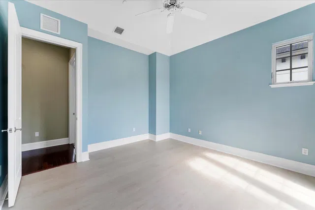 Hamilton Place Unit J photo 29