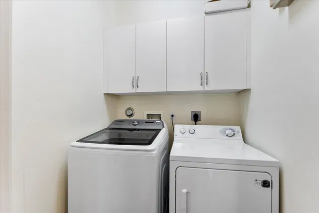 Hamilton Place Unit J photo 34