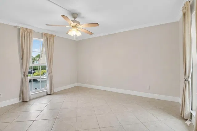 Unit 2-203 photo 25