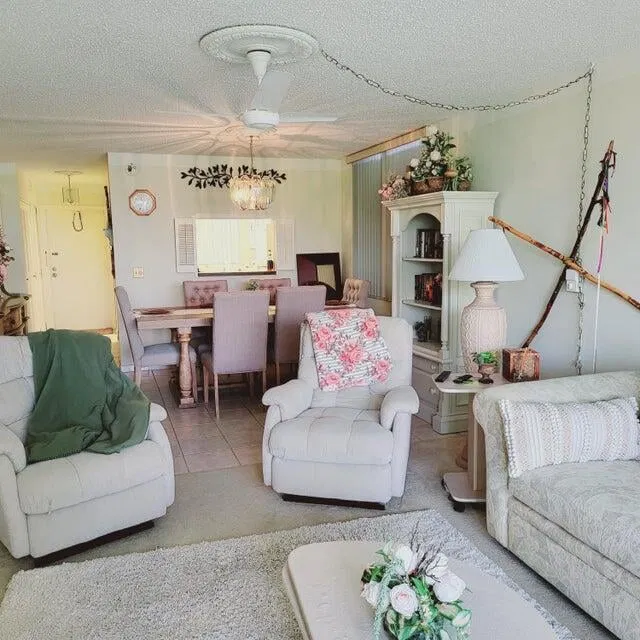  Unit 401 photo 9