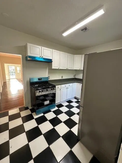 Grandview Heights Unit A/B photo 5
