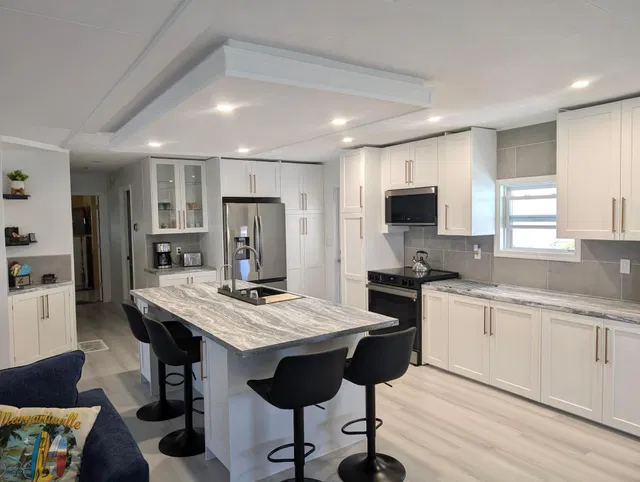 Residence photo 2