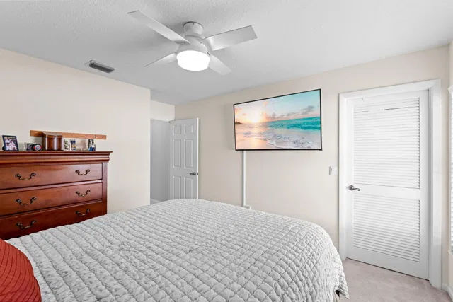Residence photo 23