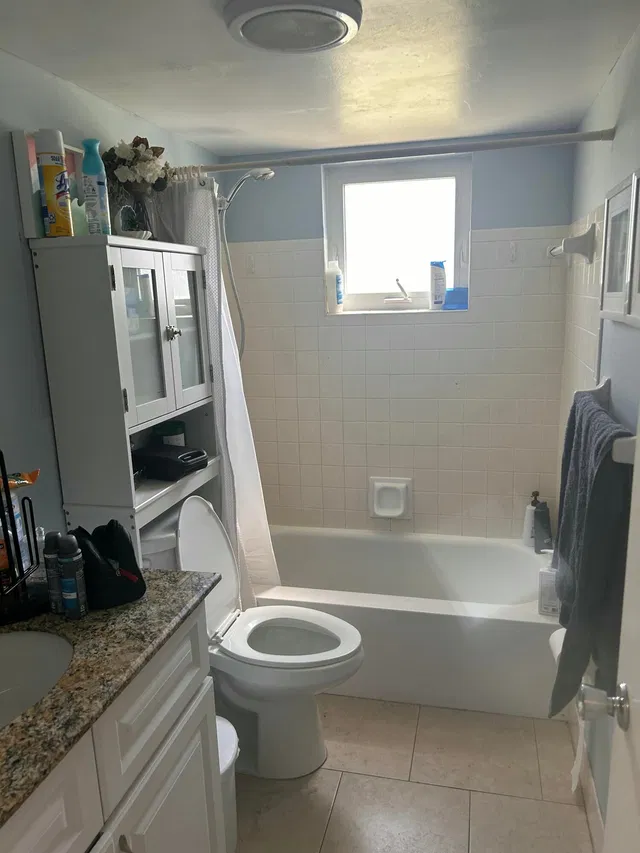 Unit 106 photo 6