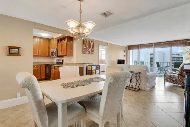 Golfview North Palm Beach I Unit 1016 photo 7