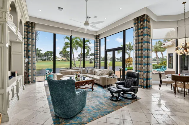 St. Andrews Country Club Residence photo 8