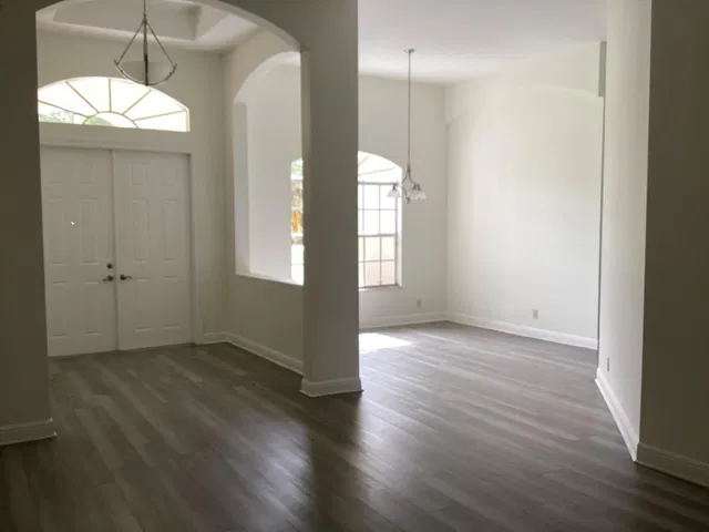 Residence photo 2