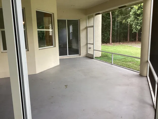 Residence photo 20