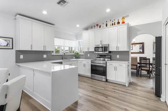 Boca Isles Residence photo 15