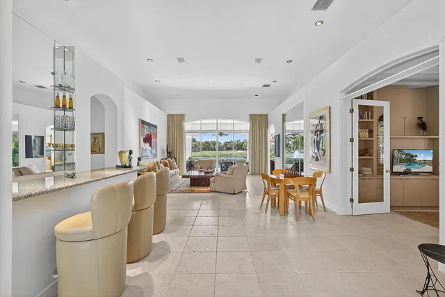 Admirals Cove Residence photo 7