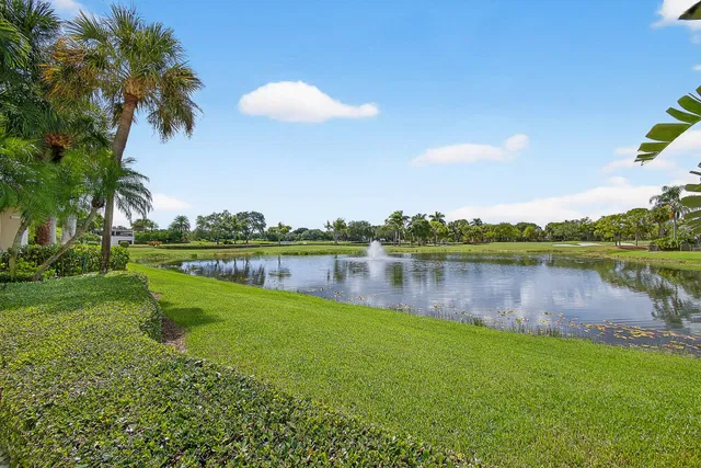 Admirals Cove Residence photo 35