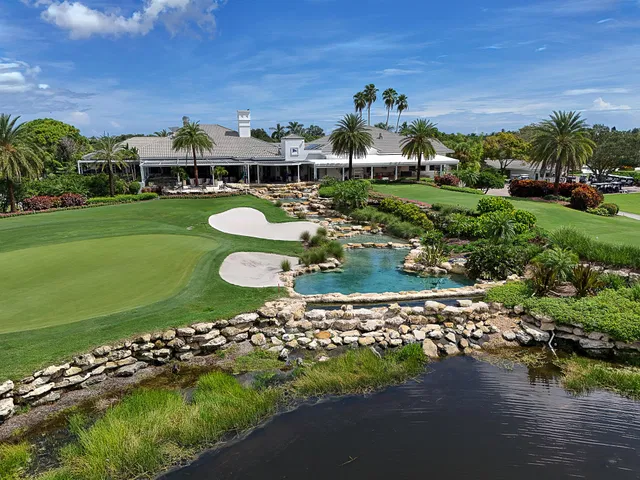 Admirals Cove Residence photo 45