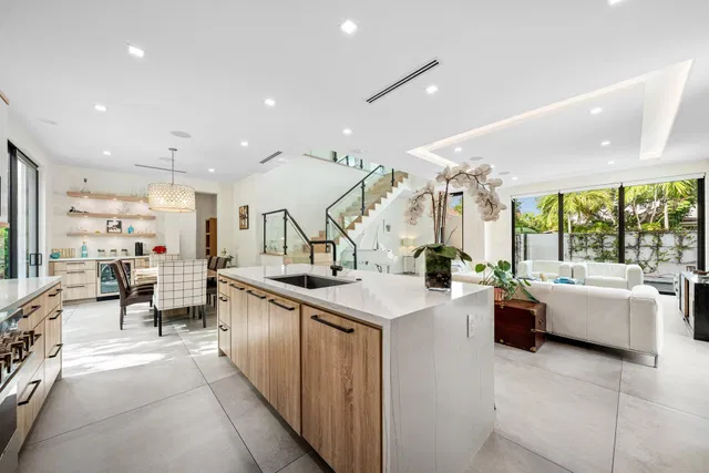 Palm Trail Delray Beach Residence photo 12