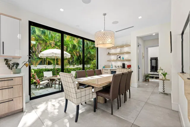 Palm Trail Delray Beach Residence photo 15