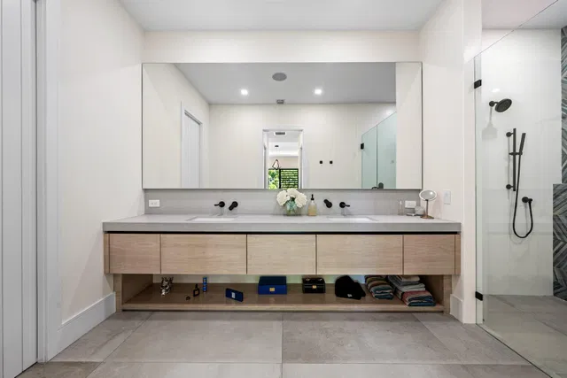 Palm Trail Delray Beach Residence photo 23