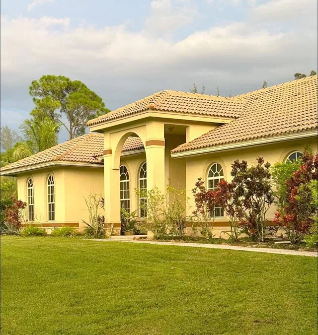 Residence photo 3
