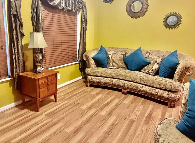 Residence photo 14