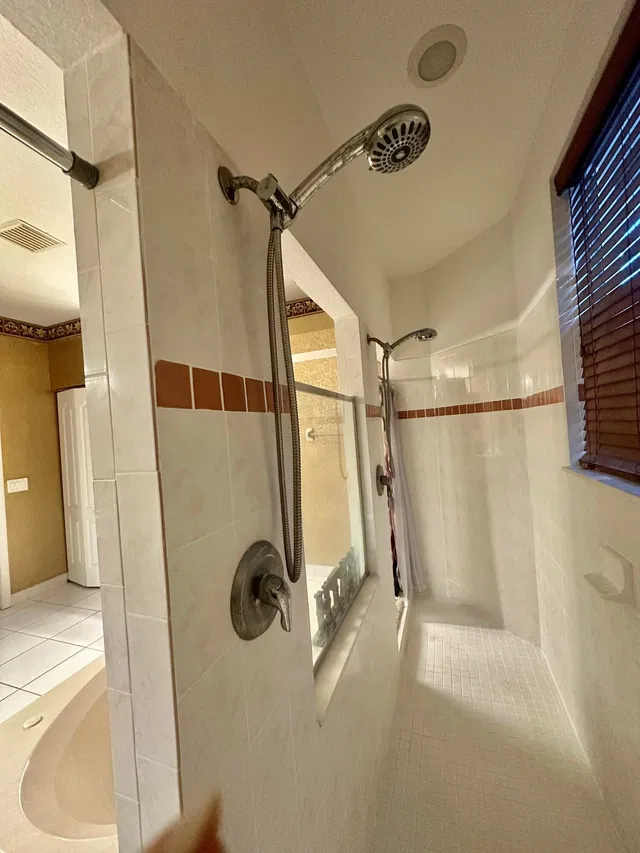 Residence photo 19