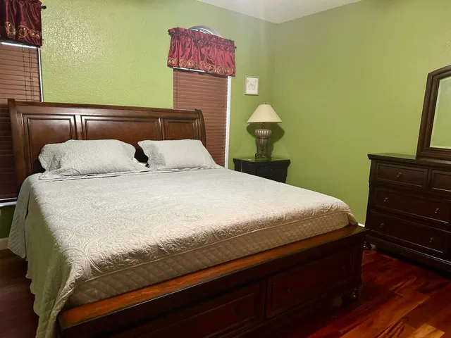 Residence photo 20