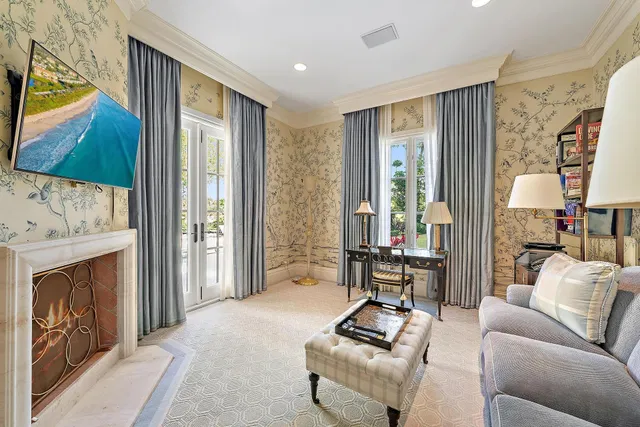 Frenchman's Creek Residence photo 14