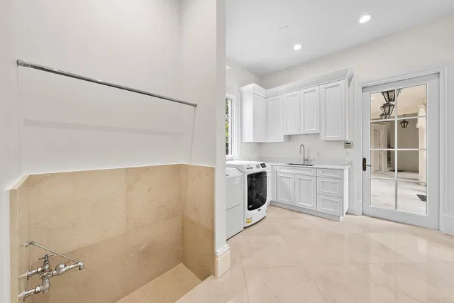 Frenchman's Creek Residence photo 26
