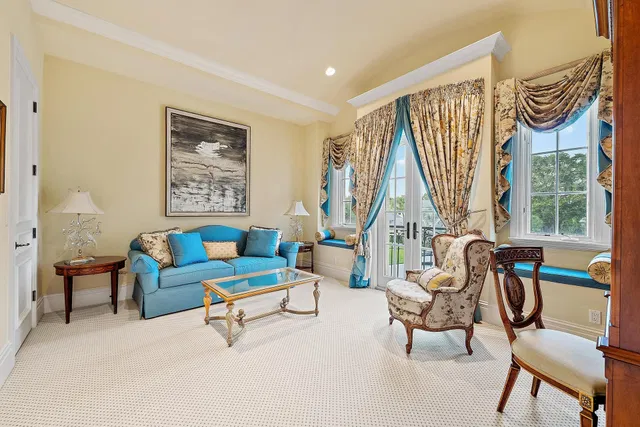 Frenchman's Creek Residence photo 32