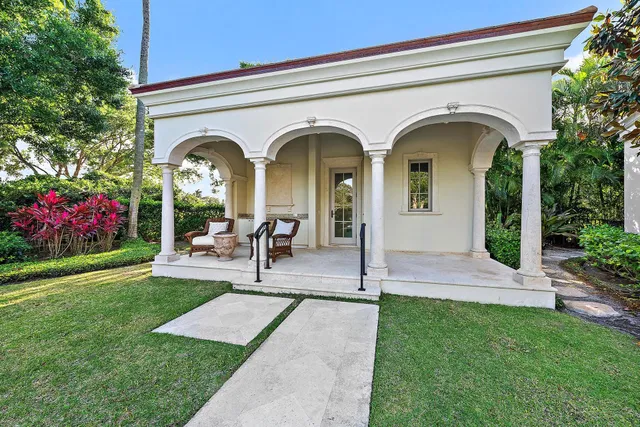 Frenchman's Creek Residence photo 45