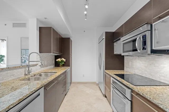 CityPlace South Tower Unit 509 photo 5