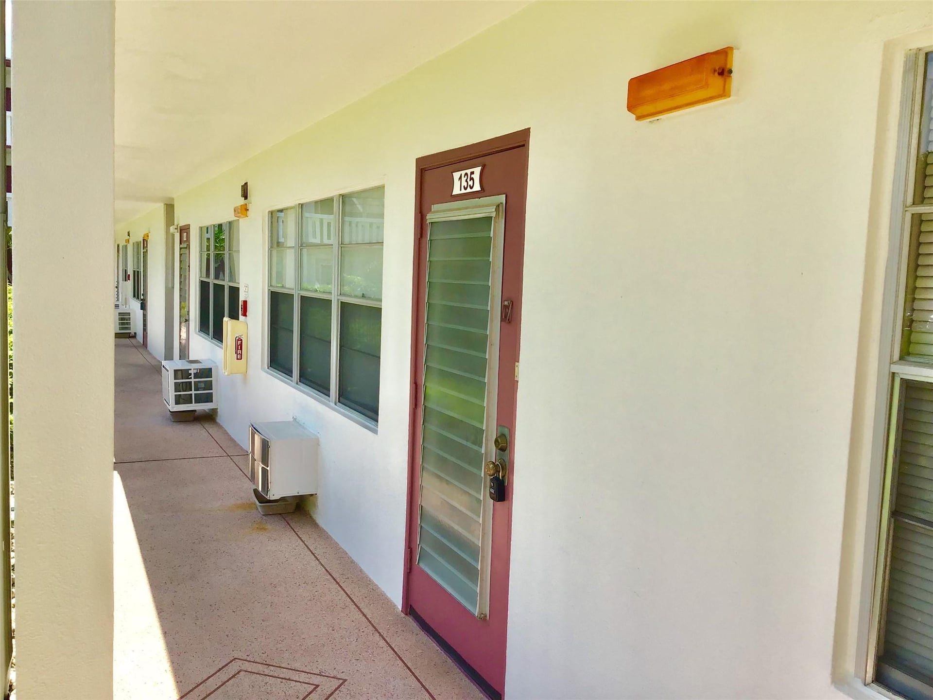 Unit 135 photo 21