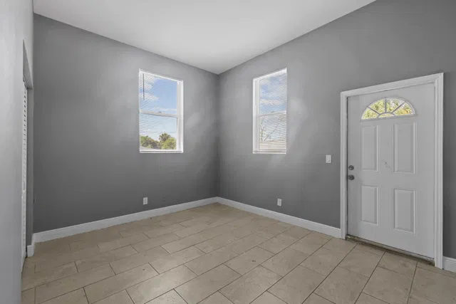 Residence photo 7