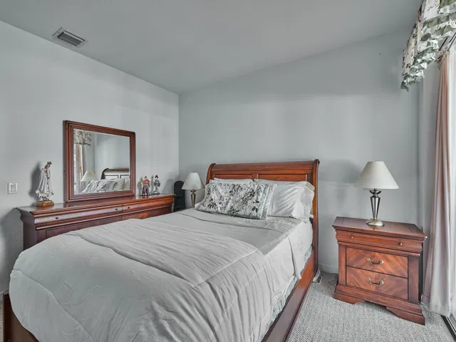  Residence photo 18