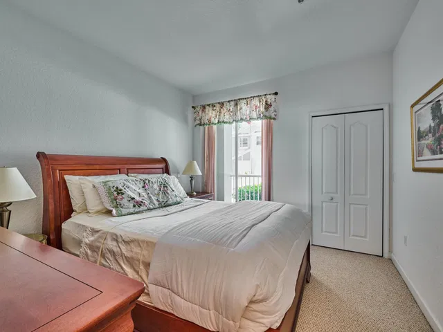  Residence photo 19