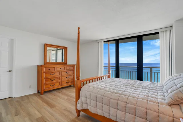 Tiara Singer Island Unit 25c photo 10