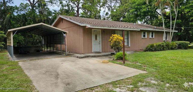 Residence photo 2