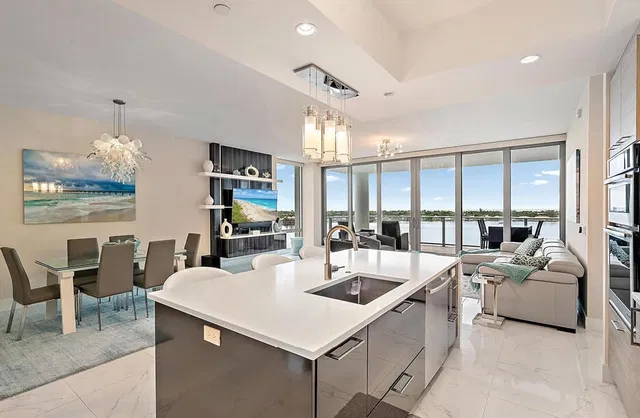 Water Club North Palm Beach Unit 1004 photo 6