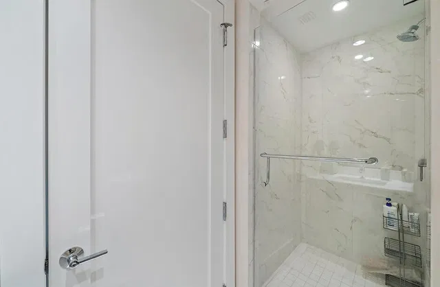 Water Club North Palm Beach Unit 1004 photo 27