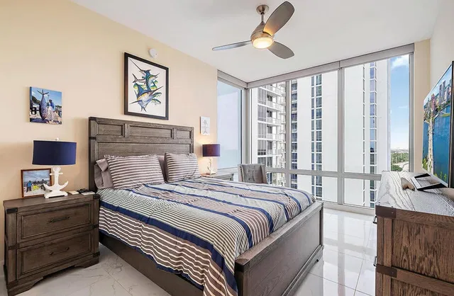 Water Club North Palm Beach Unit 1004 photo 28