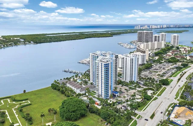 Water Club North Palm Beach Unit 1004 photo 32