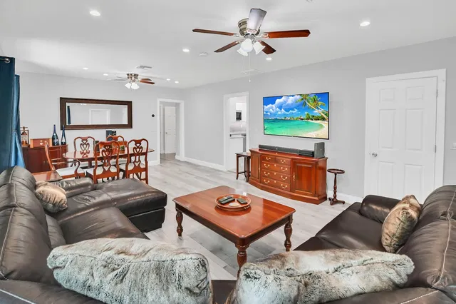 Old Northwood Residence photo 9