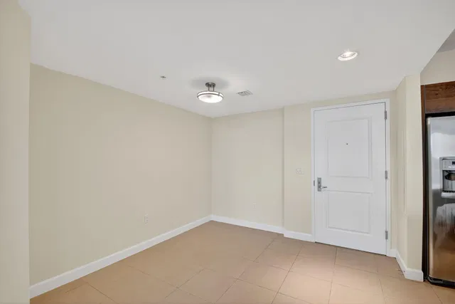 City Palms Unit 338 photo 5