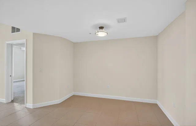 City Palms Unit 338 photo 6