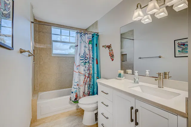  Residence photo 33