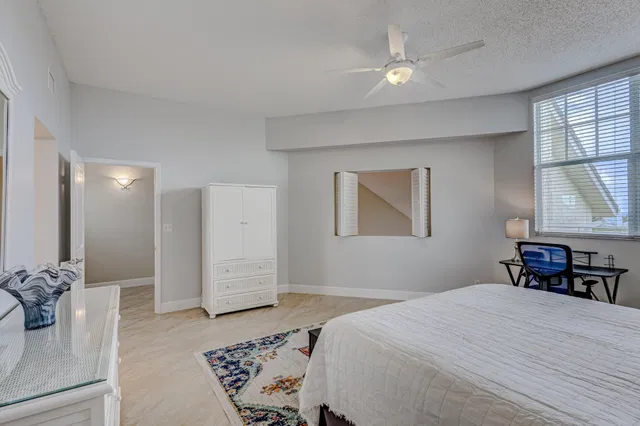  Residence photo 41