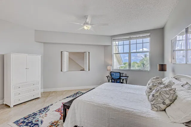  Residence photo 42
