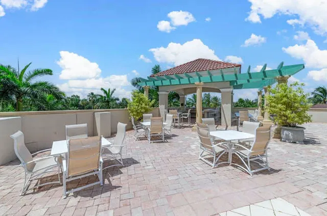 The Landmark Palm Beach Gardens Unit 1002a photo 43