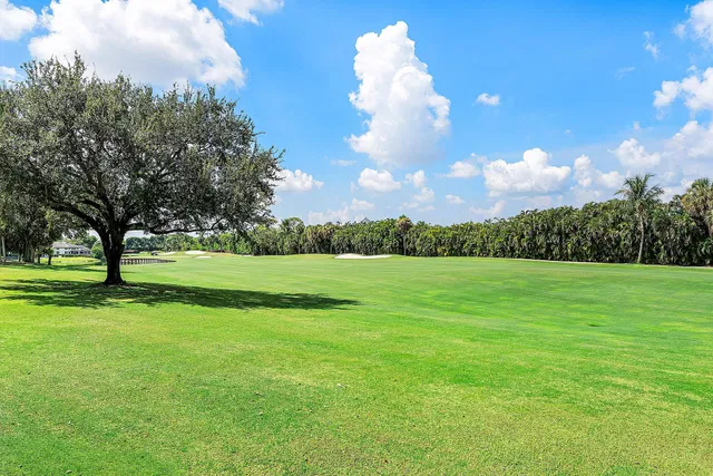 St. Andrews Country Club Residence photo 57