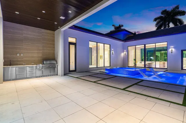St. Andrews Country Club Residence photo 61