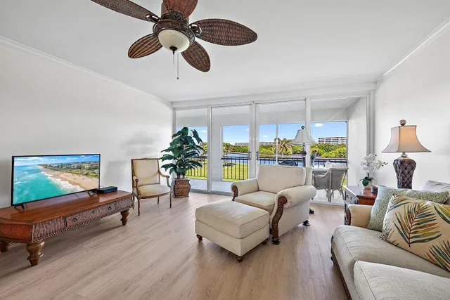 2185 Ibis Isle Road #7